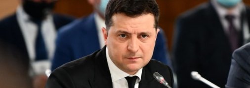Зеленский ответил на решение России отвести войска от границ