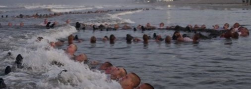 Впервые в истории женщина прошла испытания для элитного спецназа ВМС США