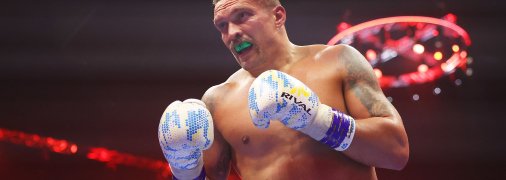 Александр Усик