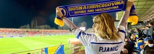 Болельщиков на трибунах мало, но они устроили скандал