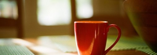 Для чего телефон класть в пустую емкость