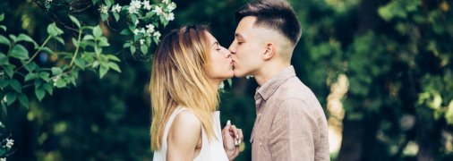 День поцілунку відзначається 6 липня 2025 року