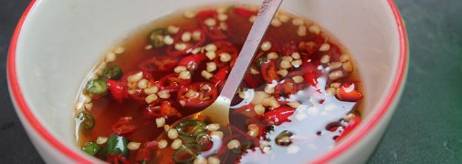 С чем едят рыбный соус «Нам-пла»
