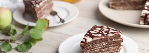 Блинный торт получается еще нежнее обычного