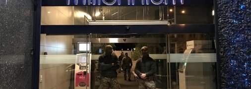 СБУ влаштувала обшуки в бізнес-центрі Коломойського, але вони мабуть не стали для нього сюрпризом: подробиці, фото, відео