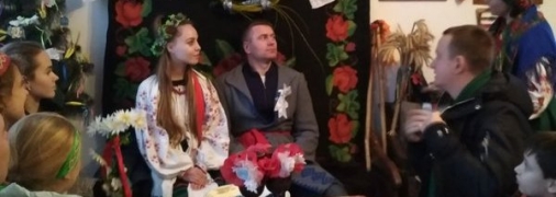 Свадьбы по старинным украинским обычаям проводят на Полтавщине