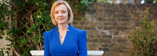 Ліз Трасс натякнула, що буде жорсткішою за Джонсона