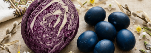 Яйца можно красить с помощью капусты