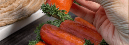 Апетитна закуска з крабових паличок