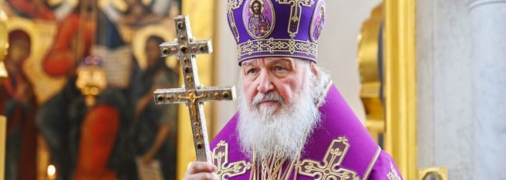 кирилл решил поиграть в "голубя мира"