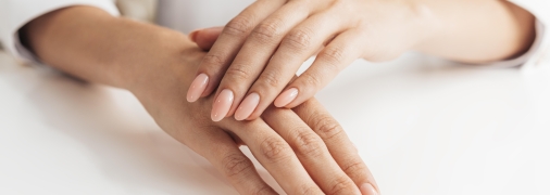 Нюдові нігті — це класичний вибір