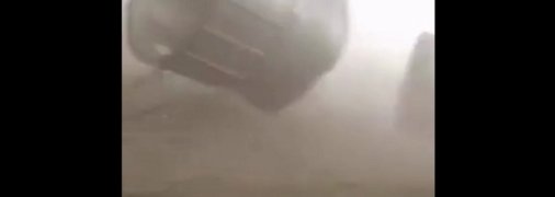 Многометровые бочки летали, как игрушечные: на Алтае прошел сильнейший ураган  (видео)