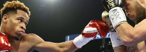 Ломаченко проиграл решением судей