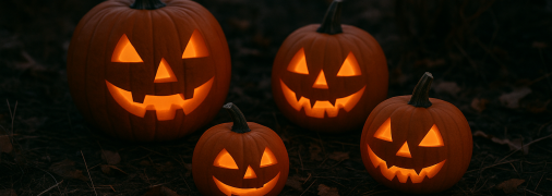 Листівки та картинки для привітання з Геловіном 2025