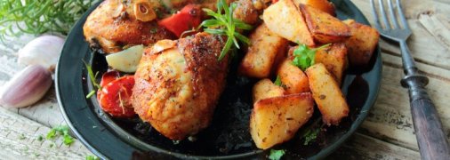 Куриные голени, запеченные с картофелем