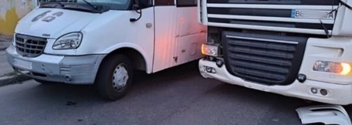 Пострадали оба водителя