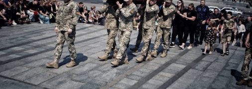 Прощание с погибшим звукорежиссером и военным Иваном Шульгой в Киеве 20 июня