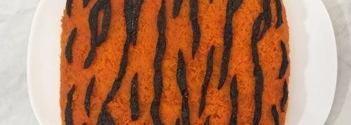 Как красиво украсить новогодний салат