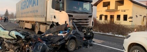 Серед загиблих - двоє підлітків: з'явилися деталі смертельної аварії в Закарпатті (фото і відео)