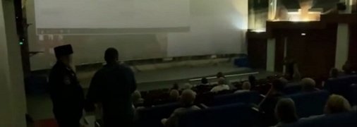 В Крыму вместо "Ополченочки" включили украинский фильм "Позывной Бандерас", чем довели оккупантов до истерики