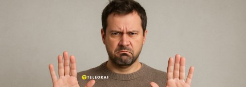 Від неохайного і порваного одягу краще відмовитися в цей день