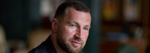 Заради крісла міністра Хмара звільнився з військової служби