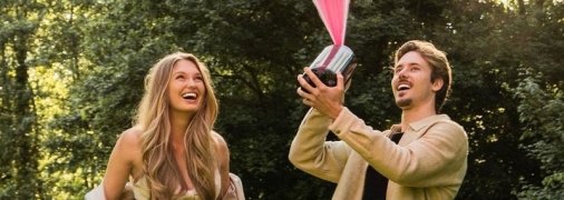 Модель Роми Стрейд рассекретила пол будущего ребенка