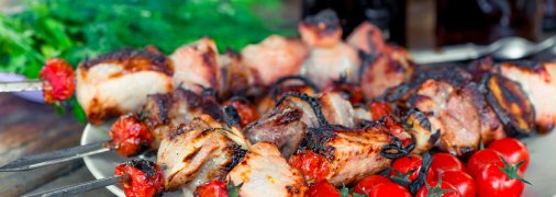 Смачний та соковитий - шашлик на мінералці