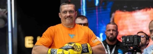 Александр Усик