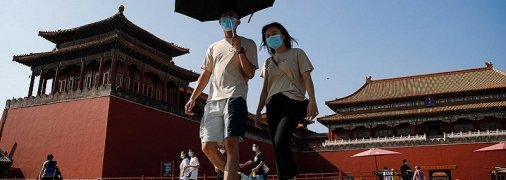 В Китае вводят драконовские меры для невакцинированных от коронавируса