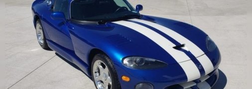 На продажу выставили Dodge Viper GTS 1996 года