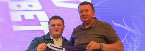 Генеральный директор ЛНЗ Василий Каюк и директор БК Favbet Игорь Сирук