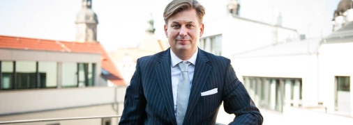 Максимилиан Кра