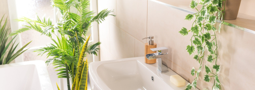Ідея озеленити ванну кімнату може здатись вдалою