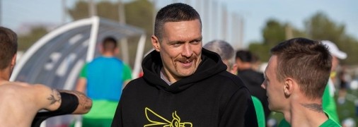 Александр Усик