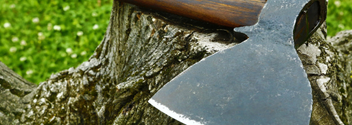 Сокира (ілюстративне фото)