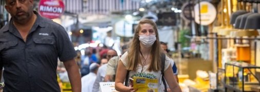 В привитом на 55% Израиле вернули обязательное ношение маски на улице из-за штамма "Дельта"