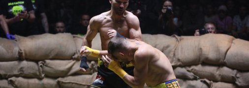 Денис Берінчик переміг зірку UFC Артема Лобова у бою на голих кулаках