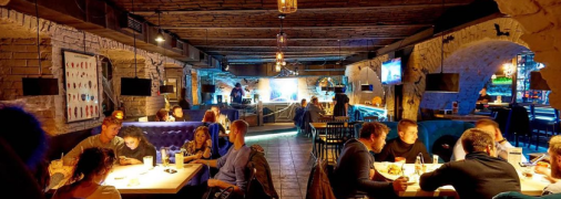 Многие киевские бары расположены в подвалах и могут работать даже во время воздушных тревог