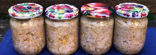 Дуже смачний домашній паштет