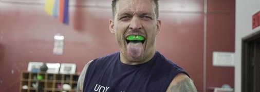 "Деньги меня не интересуют": Усик рассказал о своей мотивации