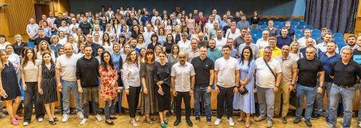 Найєм написав заяву про звільнення