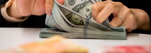 Госслужащие могут использовать валютный рынок в своих интересах