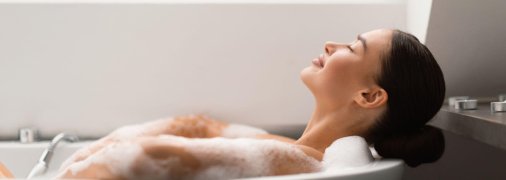 Для тех, у кого все есть: подборка нишевых средств для ванны и дома