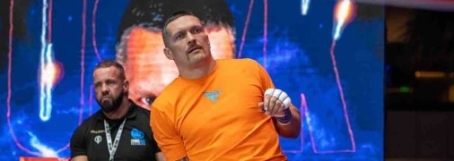 Александр Усик