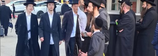 Хасиды в Умани