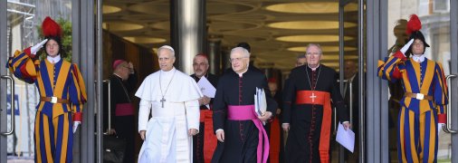 Папа Римський Лев XIV