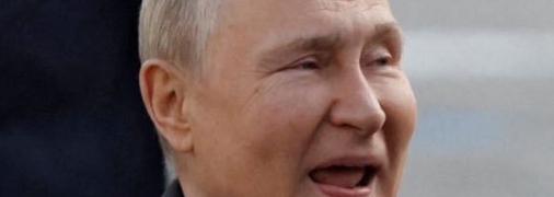 Лікарі змушені годинами приводити диктатора до норми