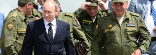 Опасность сразу на трех направлениях: генерал рассказал, когда Путин может решить наступать на Украину