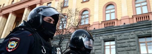 Задержать беглеца и нападающих россиянам не удалось